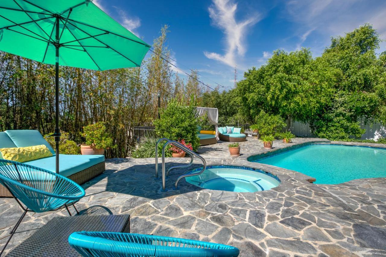 Tullis Charm Holiday home *